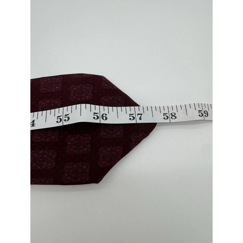 Van Heusen 100% Silk Tie Burgundy Red Geometric Pattern Made in England Classic
